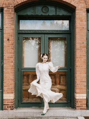 Jolie Madame vintage wedding dress